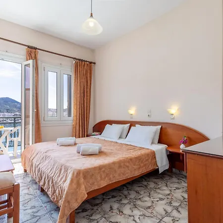 Hotel Lemonis *